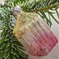 antik-femkantet-rillrt-glas-juletræskugle-pink-fornede-klar-oppe-gammel-juletræspynt